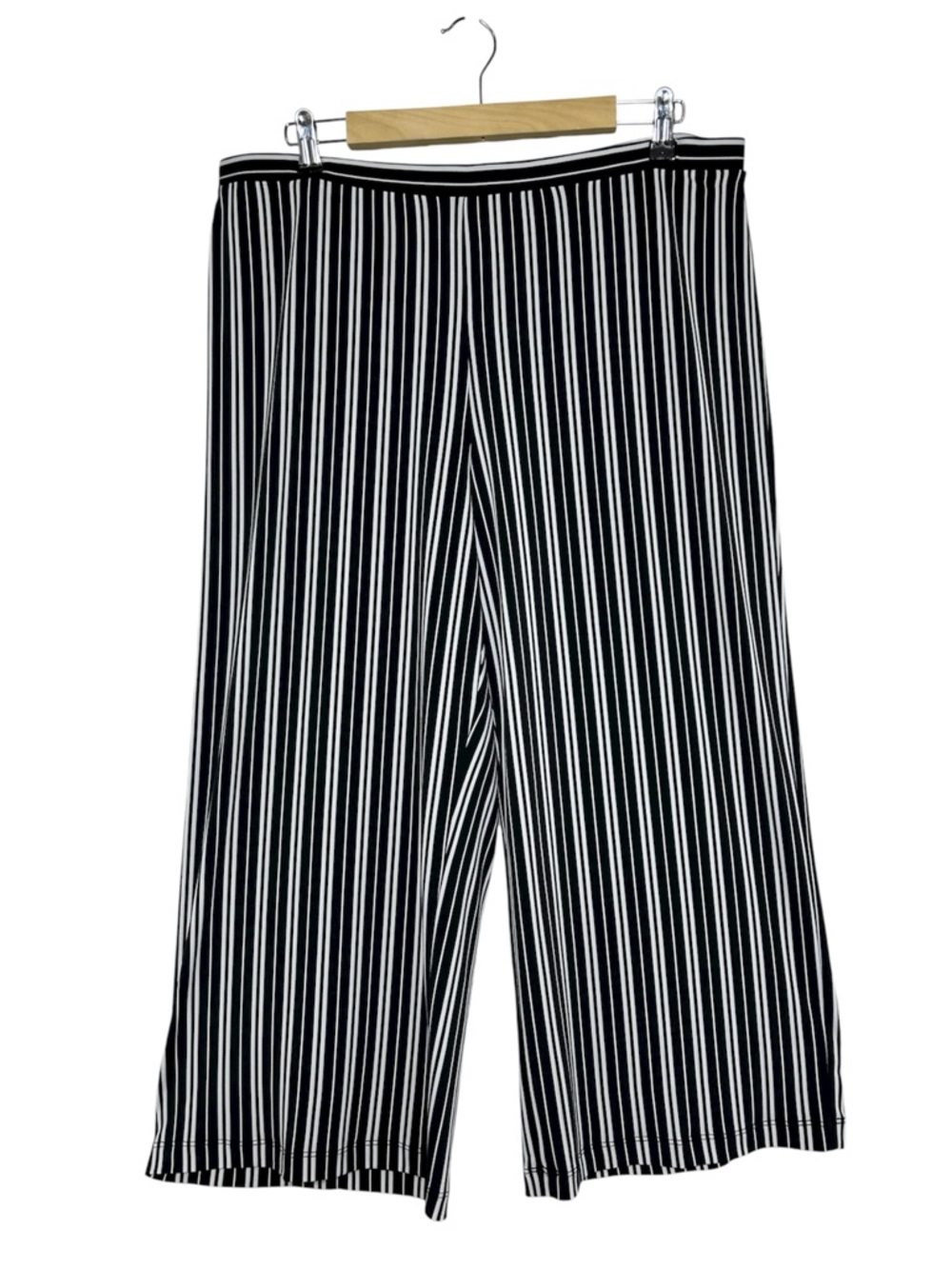 Ruby Rd Wide Leg Crop Pull On Pants  White Black Striped Work Beach City Boho L